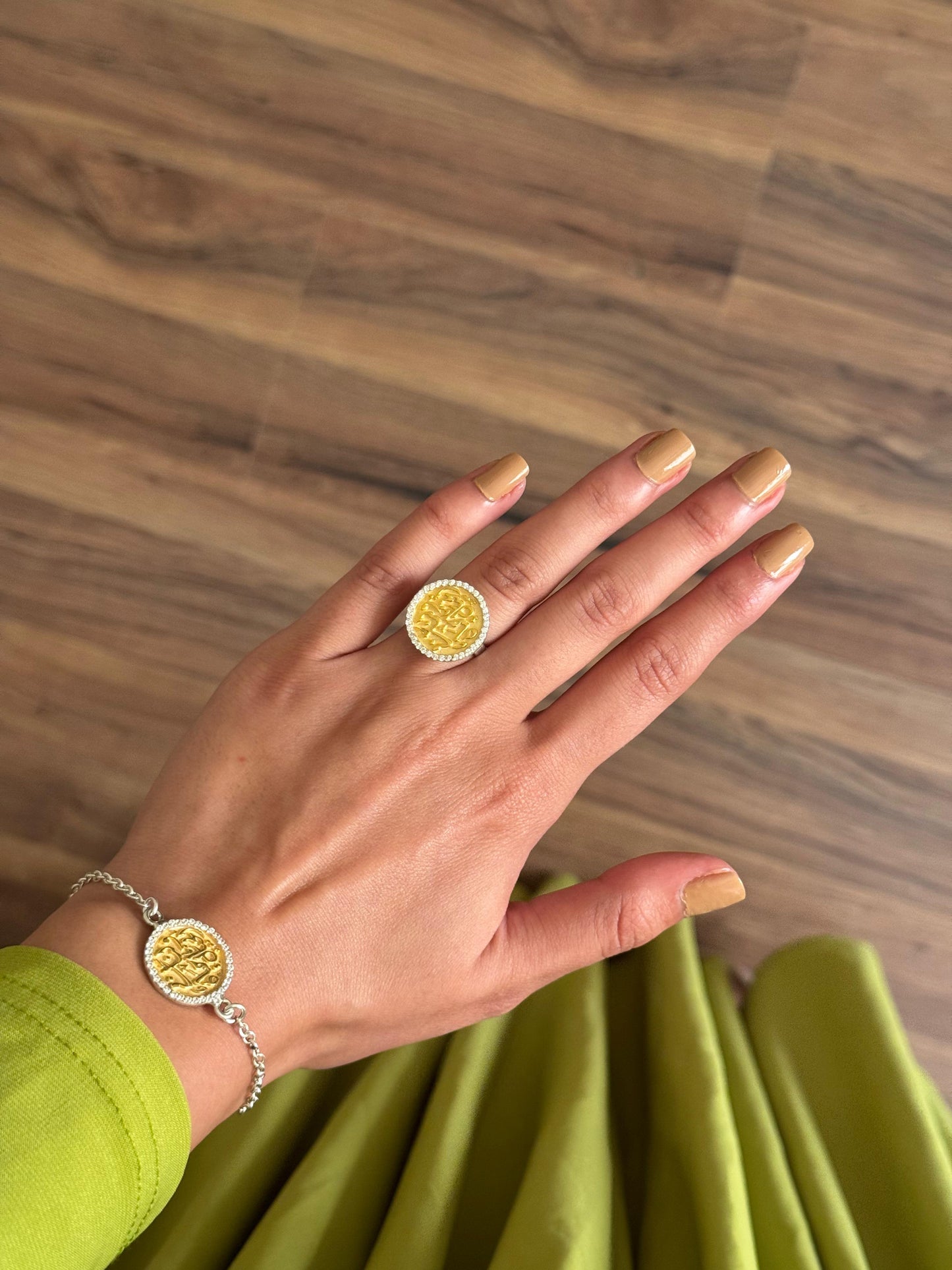 Gold Arabic stones Ring