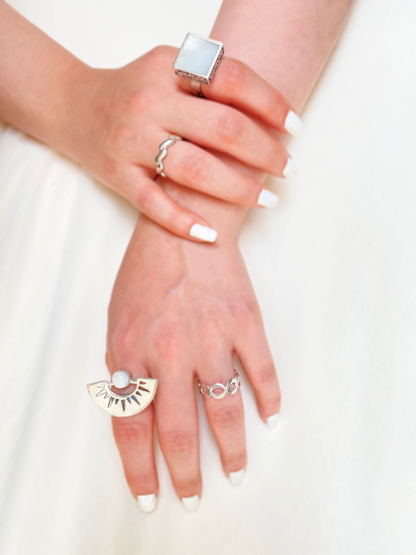 Loops Ring
