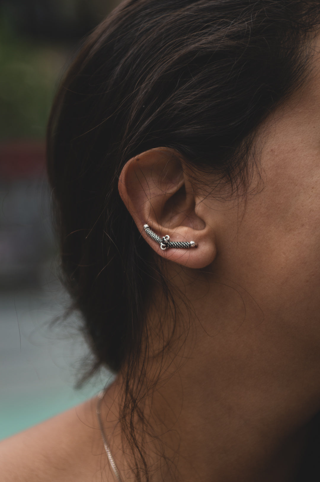 curved earrings