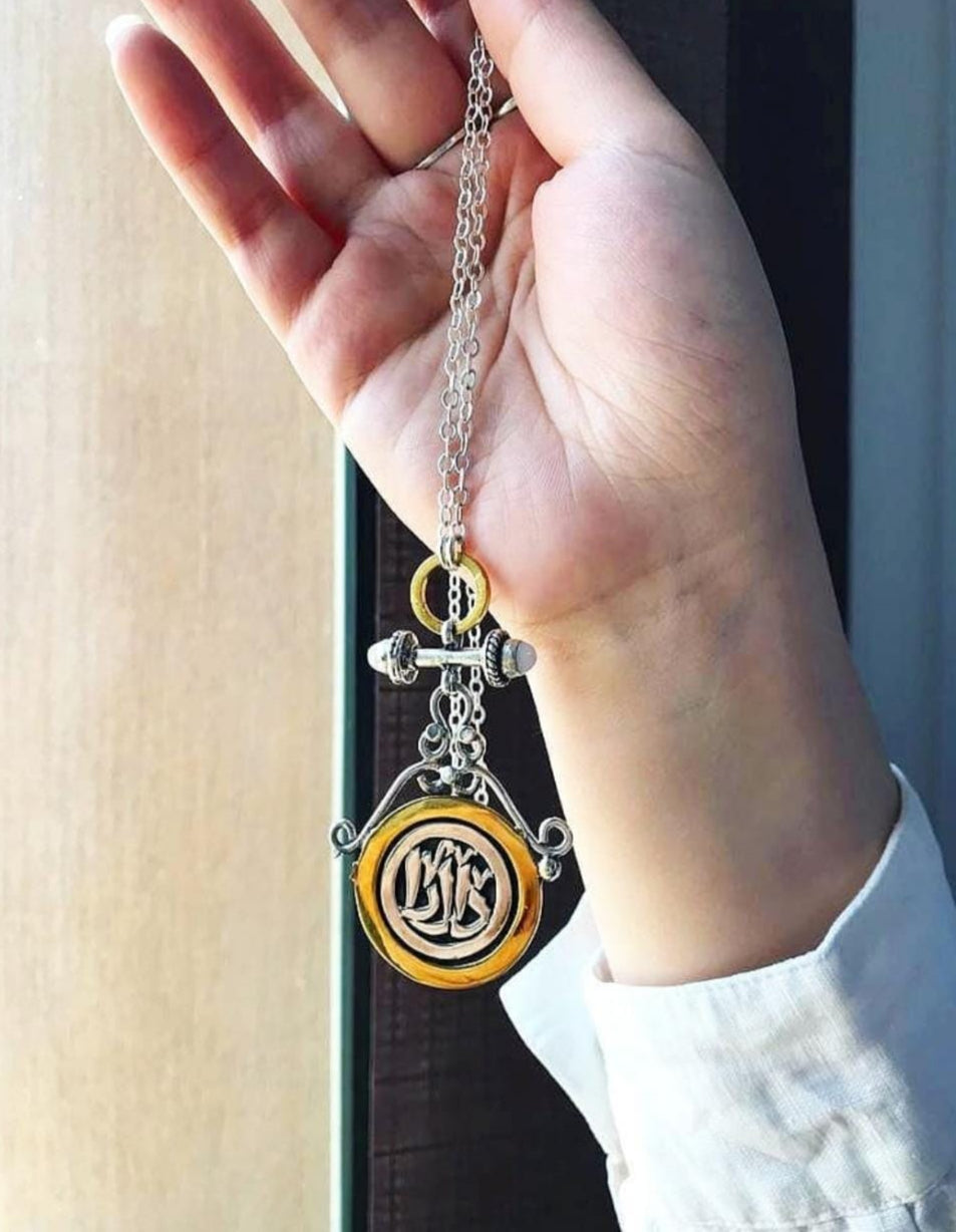 Name necklace