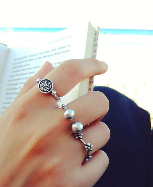 3 Flowers Ring